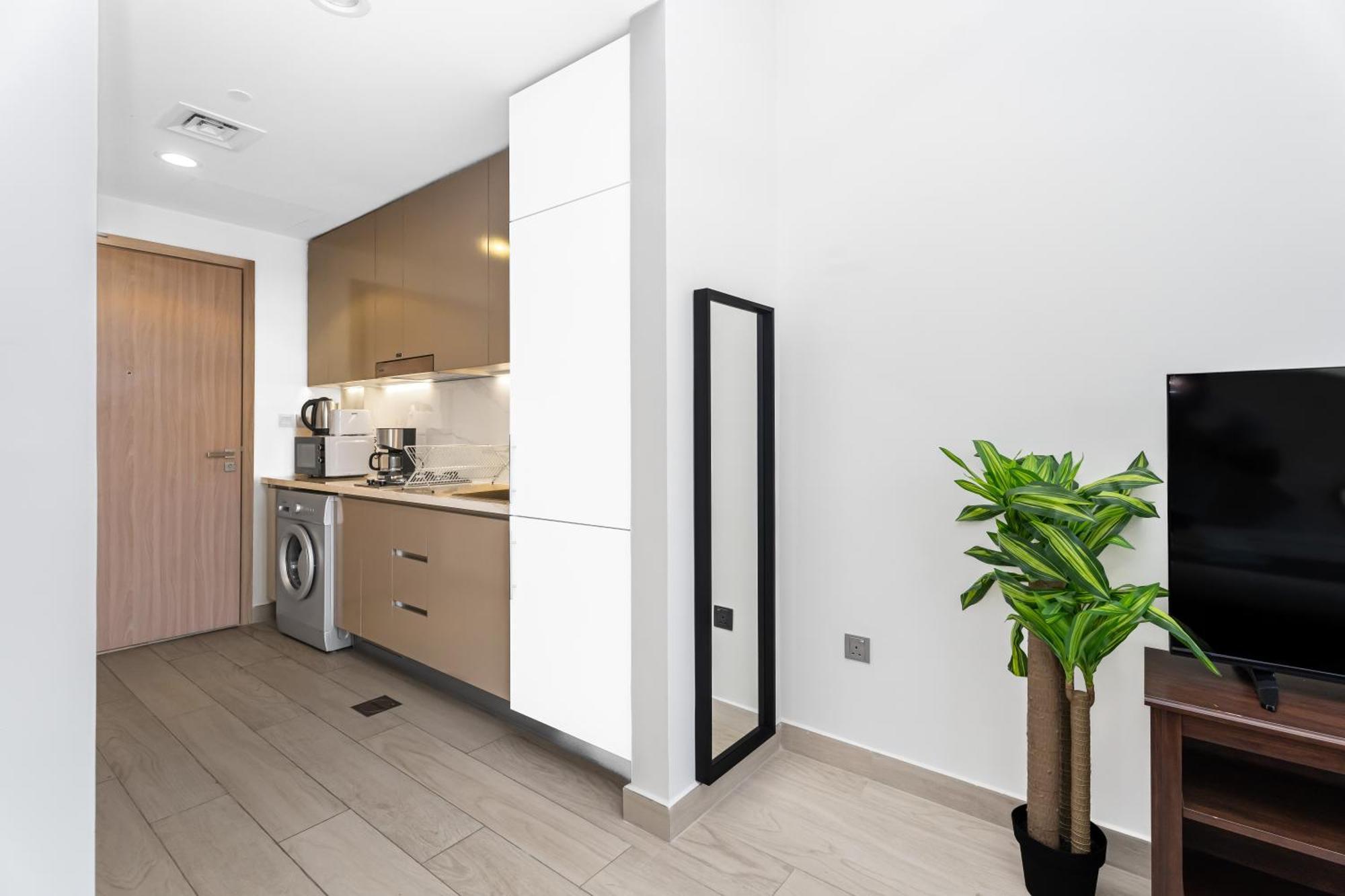 Escape24 Stylish Studio Azizi Riviera 8 Meydan One Dubaï Extérieur photo