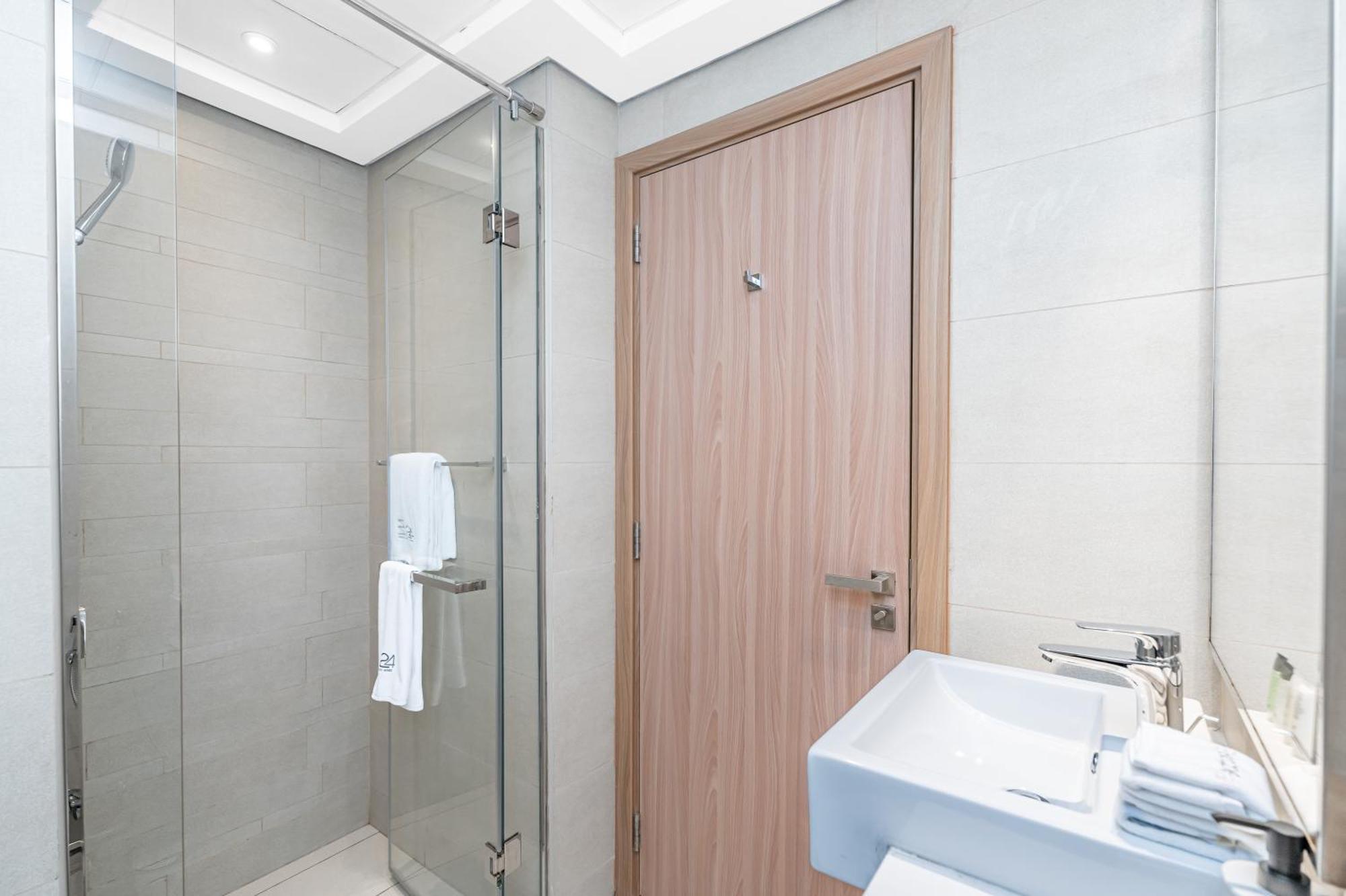 Escape24 Stylish Studio Azizi Riviera 8 Meydan One Dubaï Extérieur photo